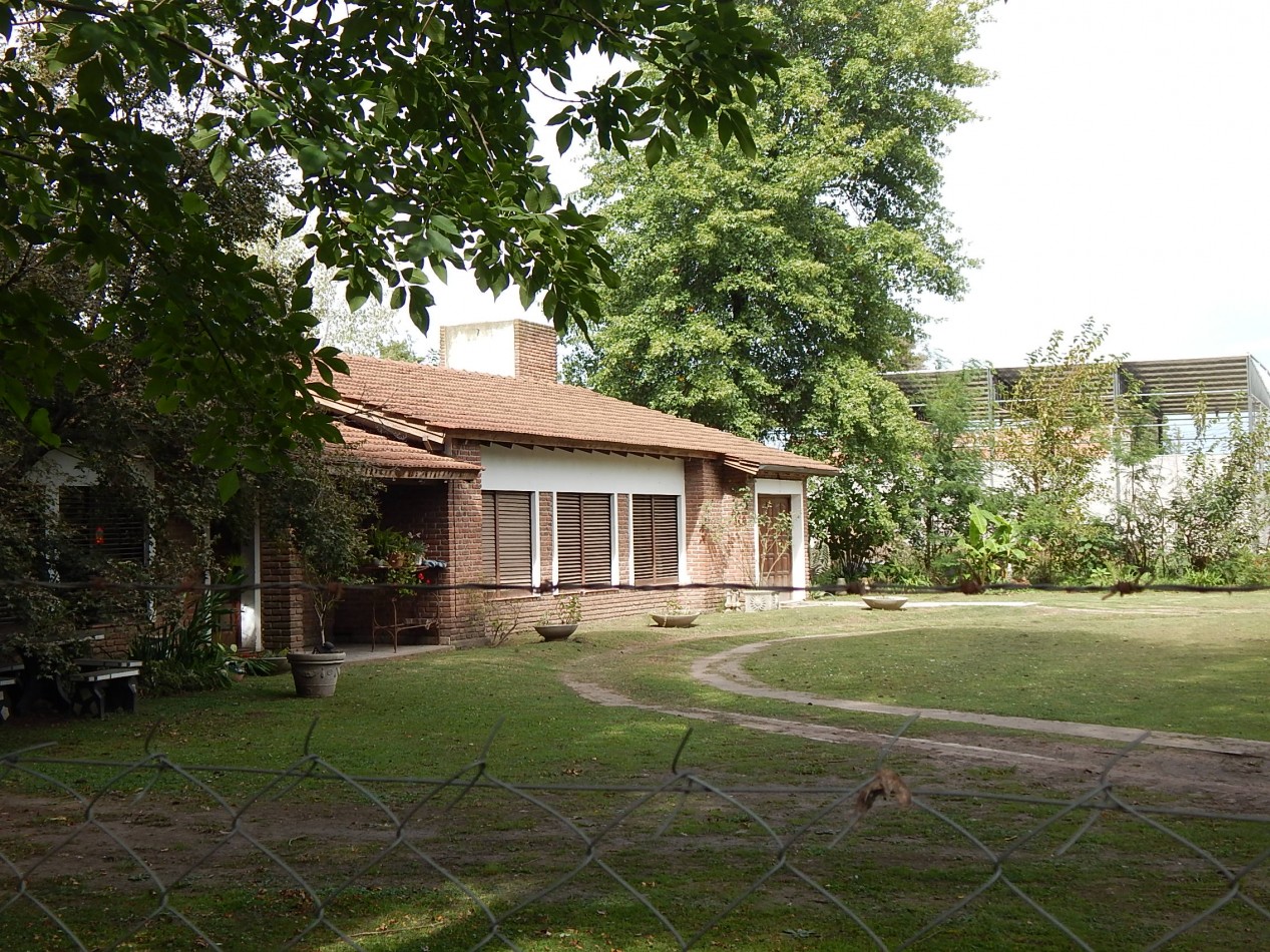 CASAQUINTA EN VENTA - Marcos Paz - Pcia. de Bs.As.