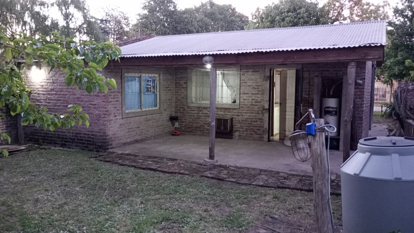 Casa en Venta - Marcos Paz - Pcia. de Buenos Aires.