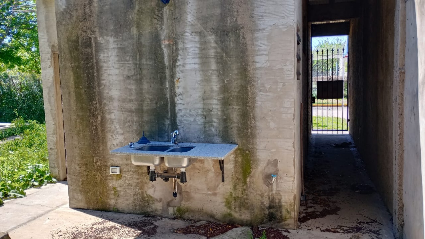 LOTE C/LOCAL EN VENTA - Marcos Paz - Pcia. de Buenos Aires.