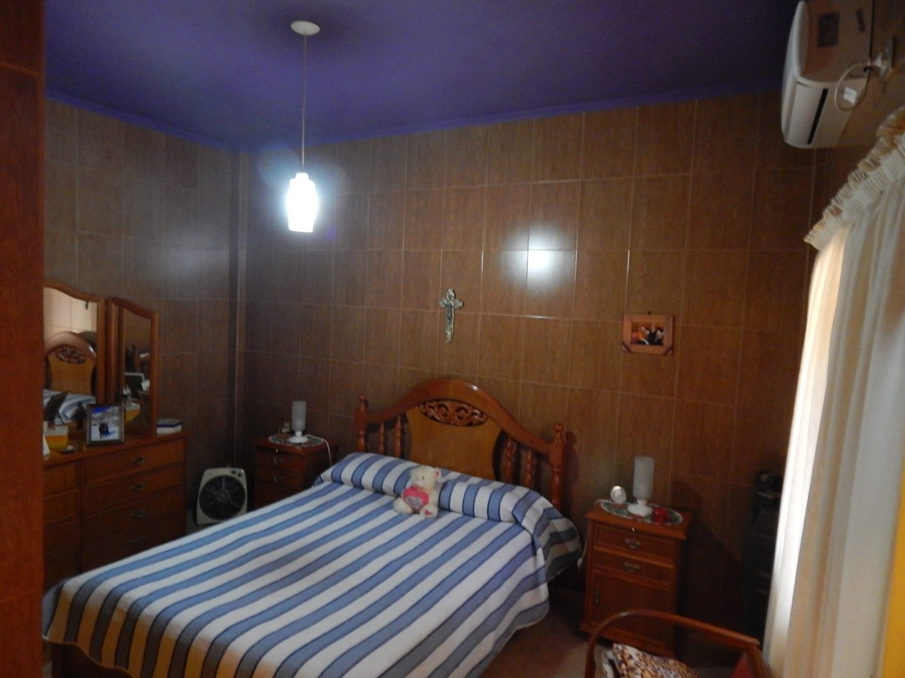 CASA + LOCAL EN VENTA - Marcos Paz - Provincia de Buenos Aires.